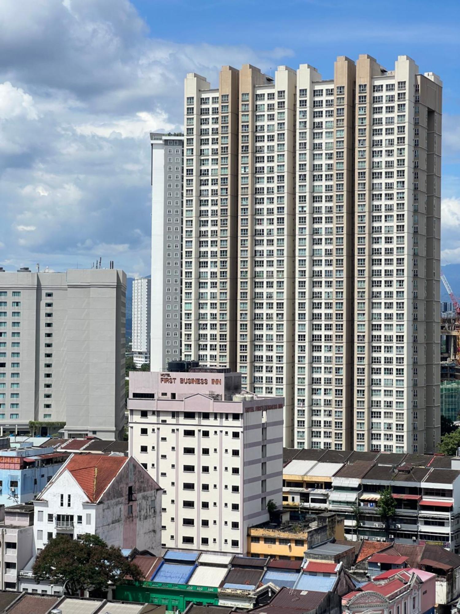 Chambers At Klcc Apartemen